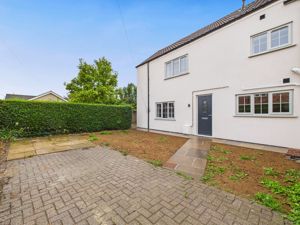 Frontage- click for photo gallery